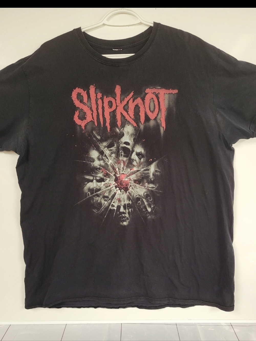 Slipknot Thrashed Bundle: Men's Faded Black XL + Black Large Band Graphic Tees - Picture 10 of 10